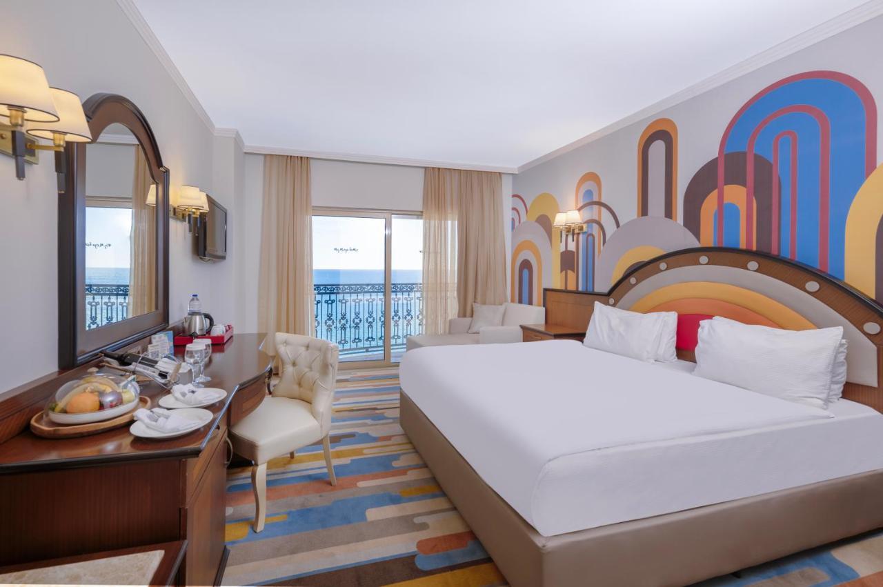 Megasaray Westbeach Анталія Екстер'єр фото A room at the Hilton Sharm El Sheikh